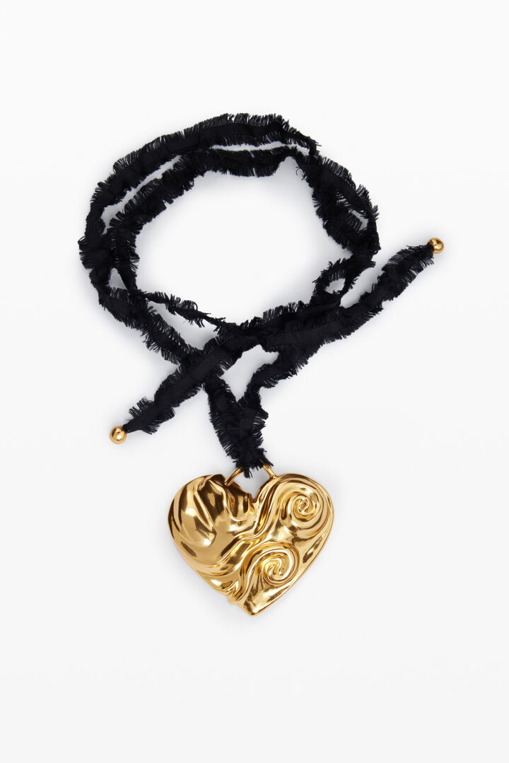 Zalio gold-plated heart pendant necklace