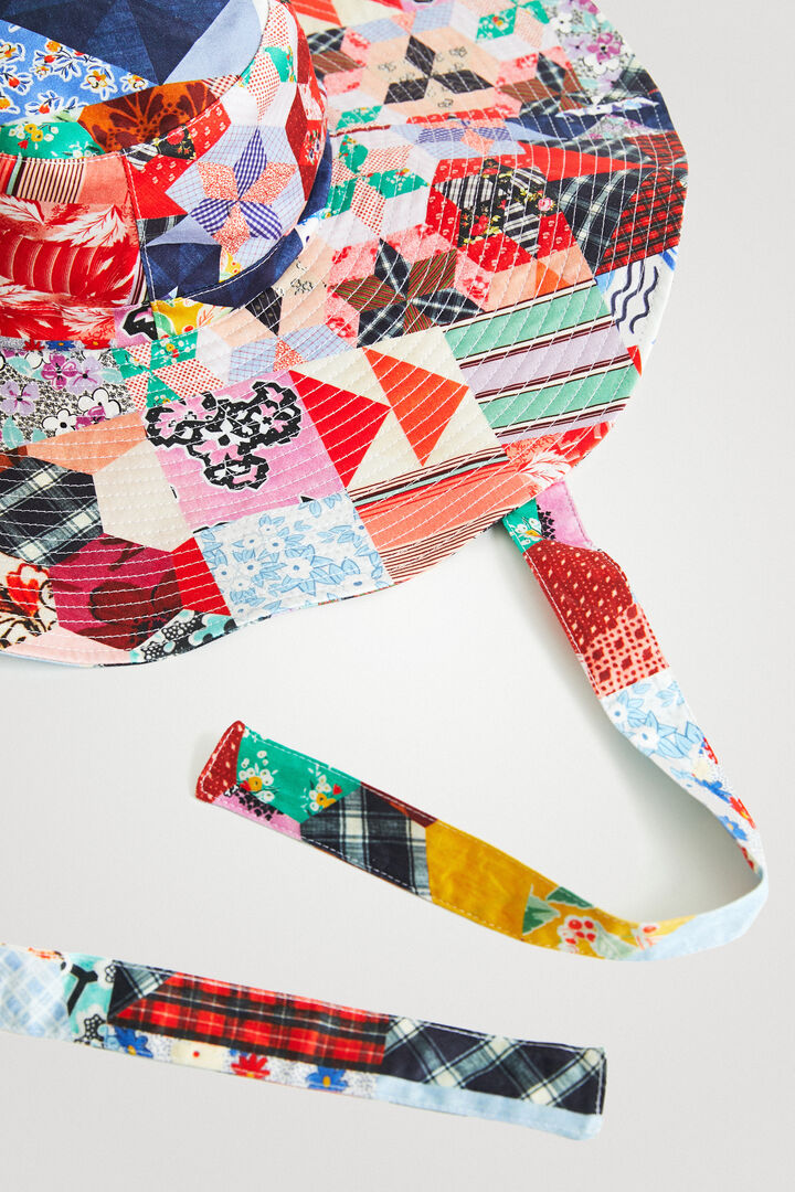 Gorro ala ancha patchwork Johnson Hartig | Desigual