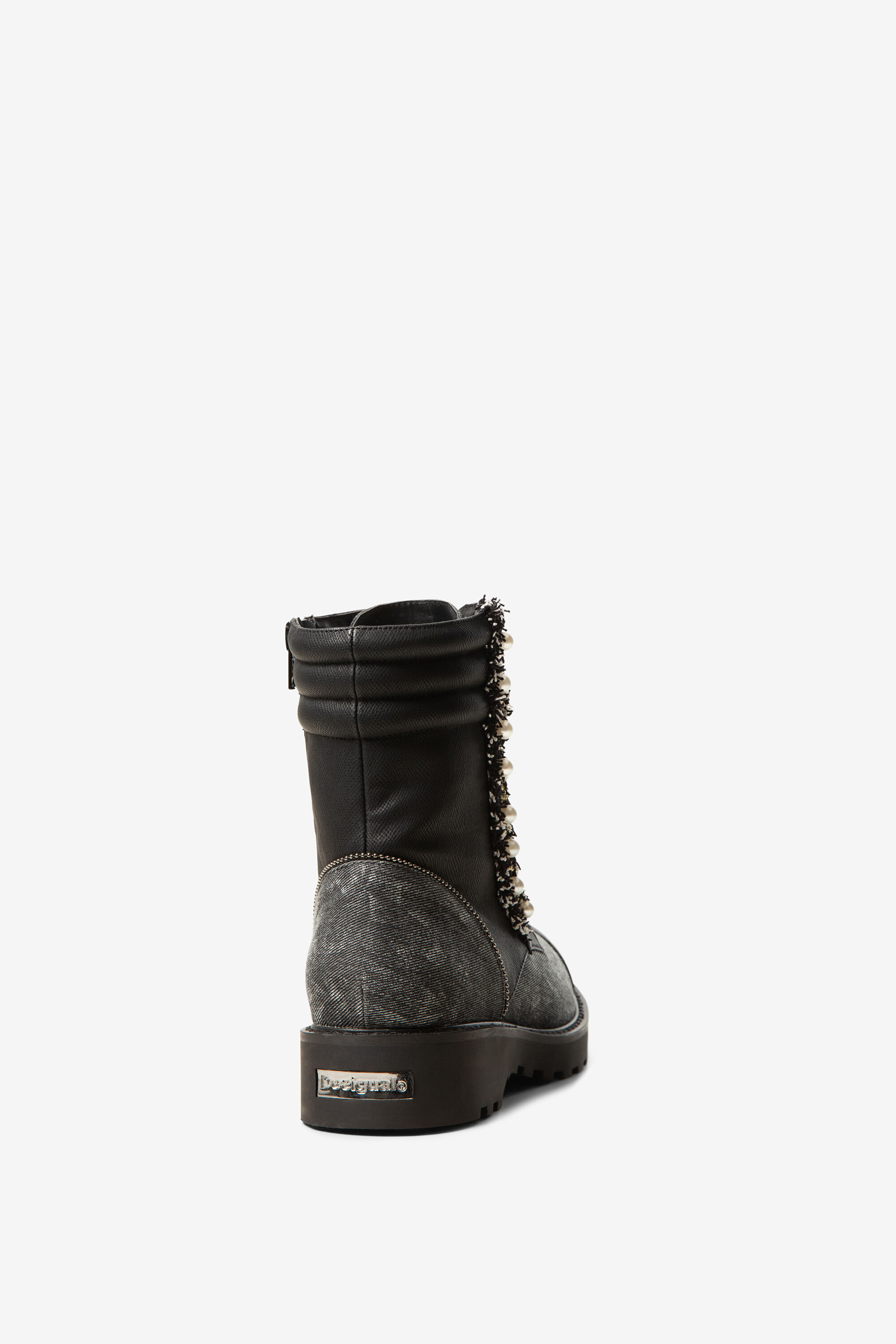 Botas desigual outlet new arrivals