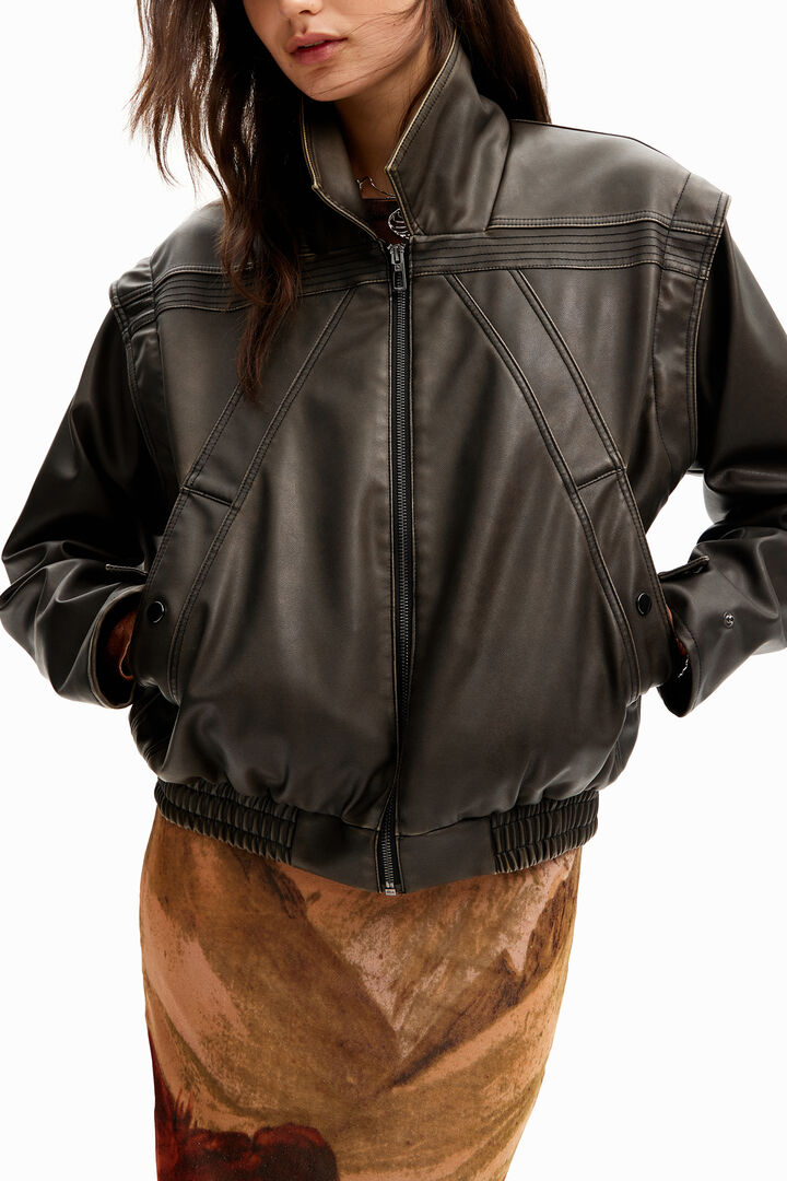 Leather-effect detachable sleeve jacket | Desigual