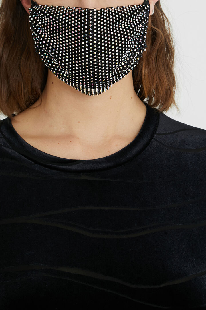 Basic face mask pack + rhinestone mesh + pouch | Desigual