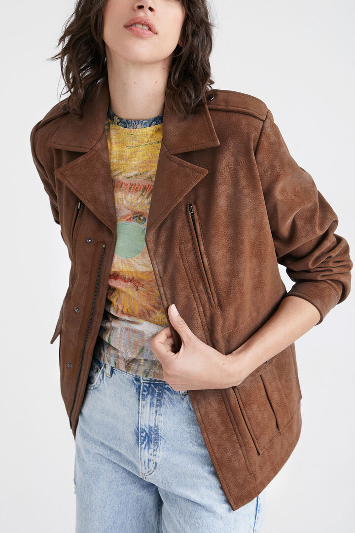 Straight multi-pocket jacket | Desigual