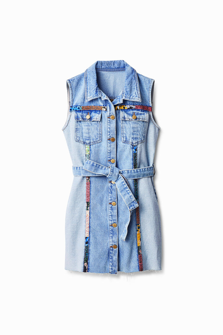 Vestido corto denim patch