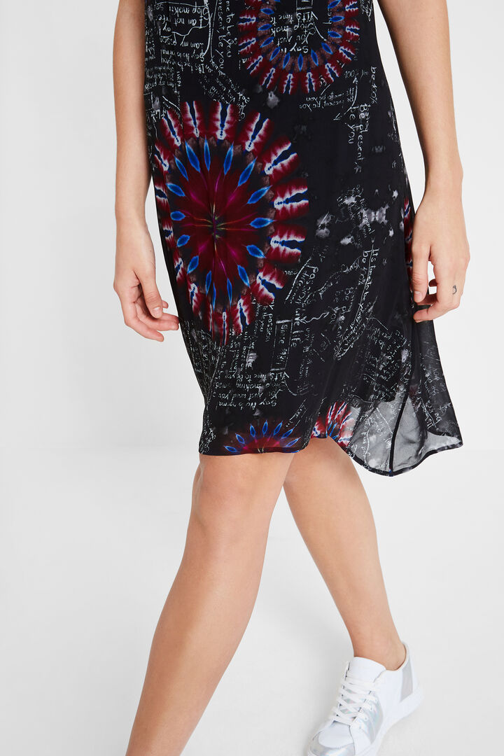 Asymmetric galactic dress | Desigual