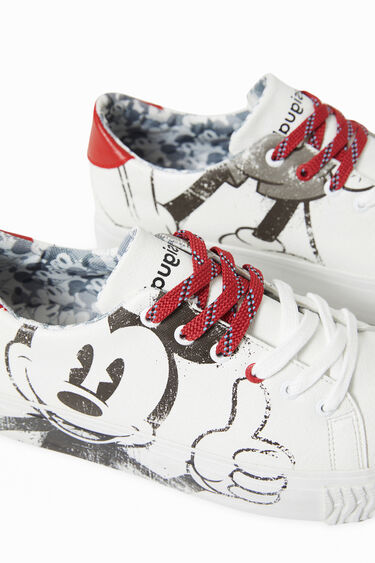 Synthetic leather sneakers illustration | Desigual
