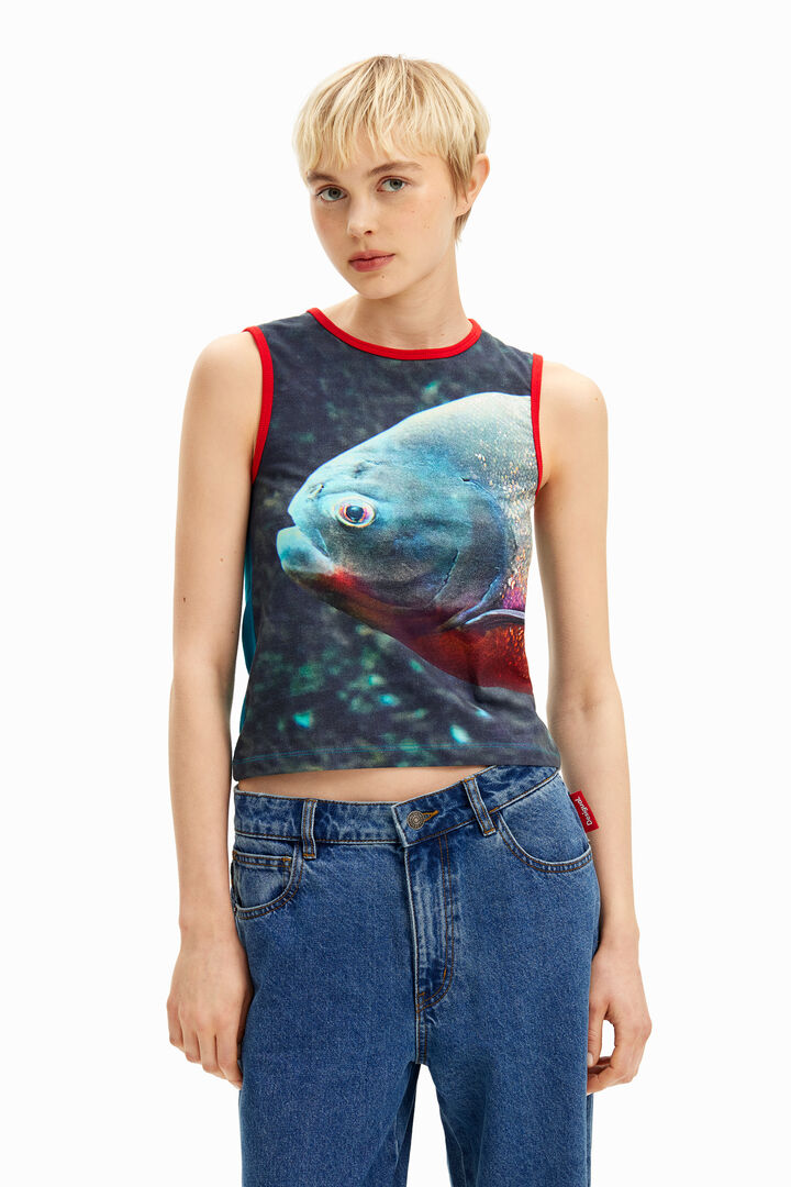 Tyler McGillivary piranha top | Desigual