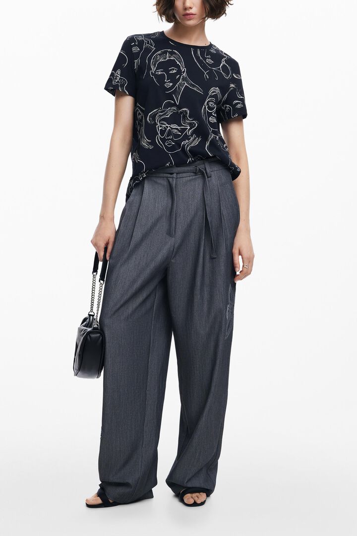 Camiseta estampado caras | Desigual