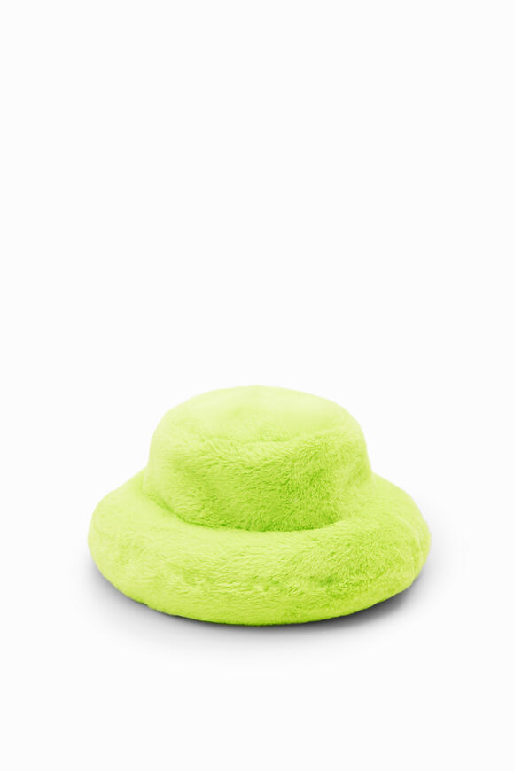 María Escoté plush hat