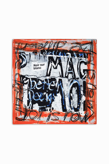 Square foulard with urban lettering | Desigual