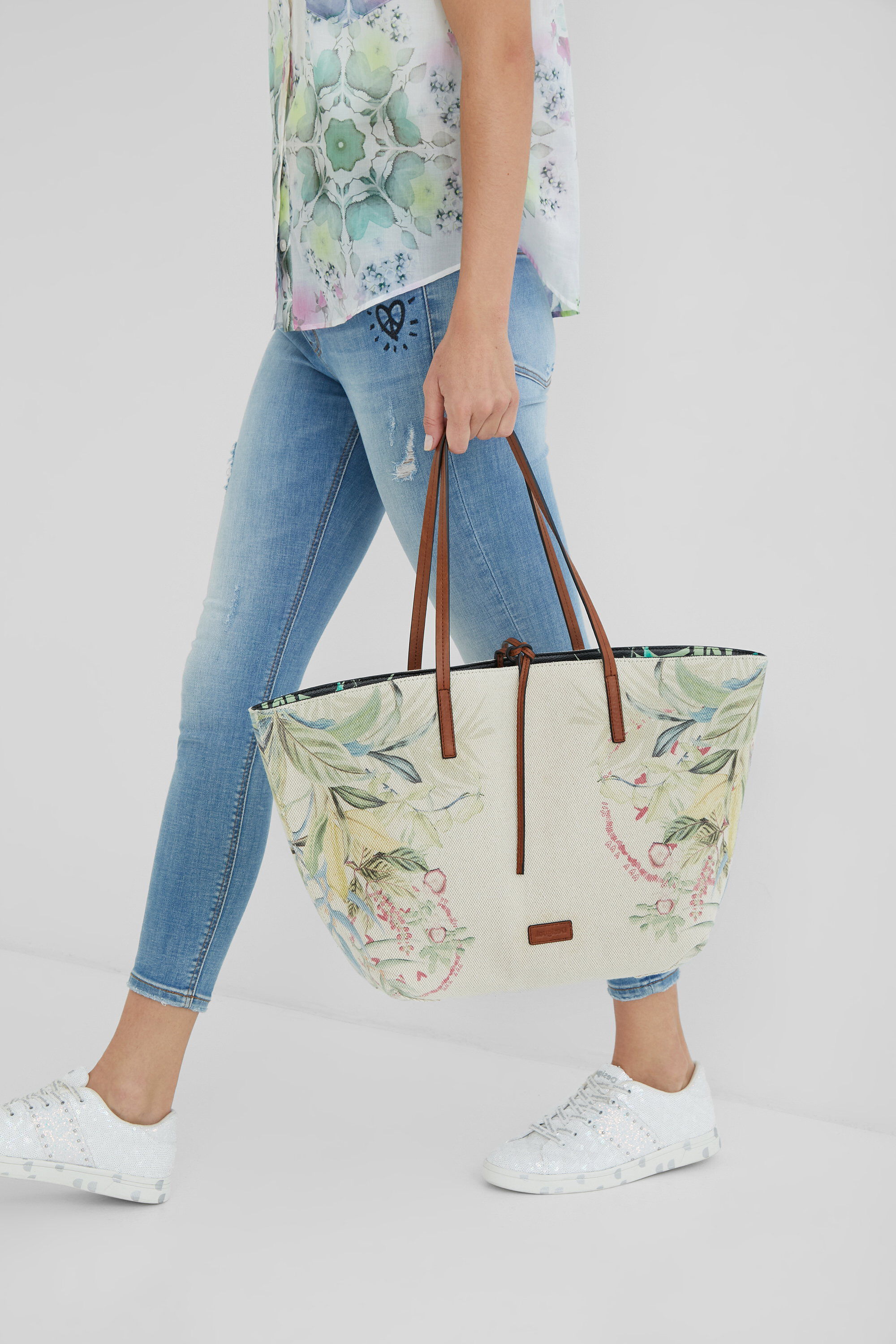 Shopping bag desigual sales