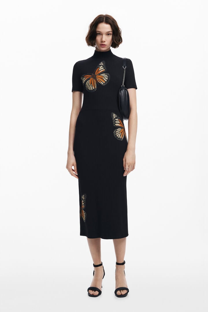 Vestido slim midi mariposas
