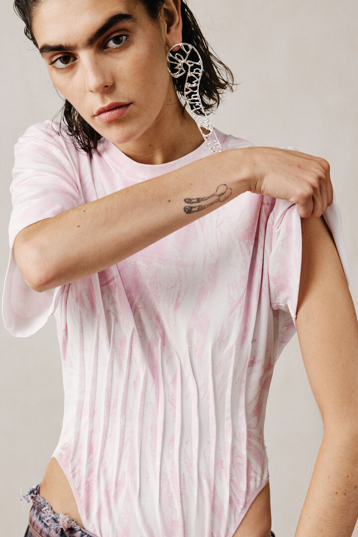 Body tie-dye studio | Desigual