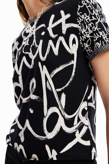 Samarreta missatges contrast | Desigual