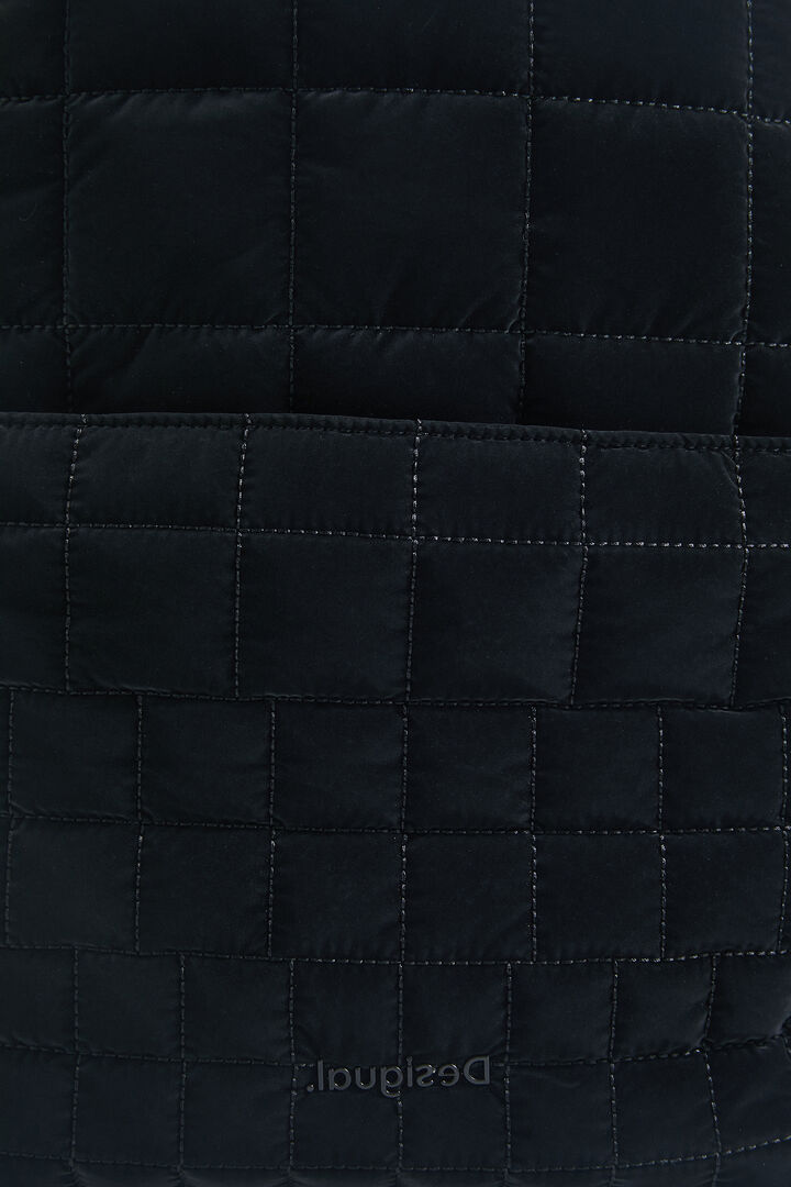 Lightweight quilted backpack | Desigual