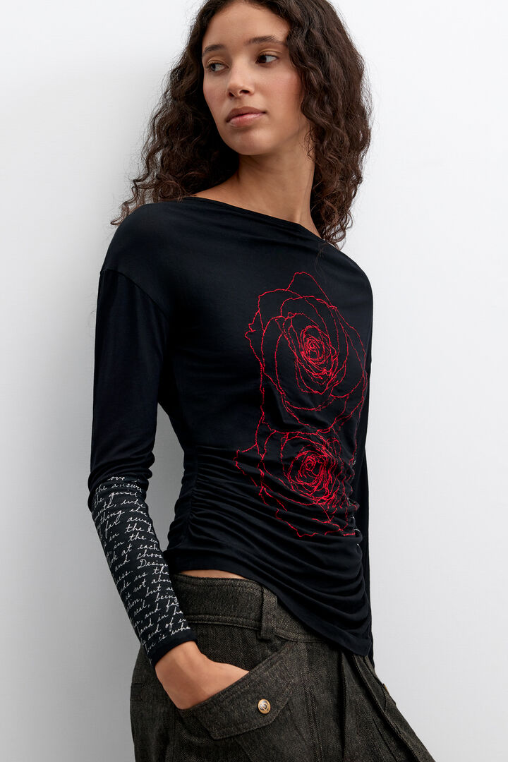 abstract long-sleeve T-shirt