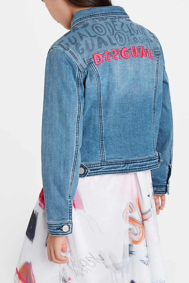 Denim jacket embellishments | Desigual