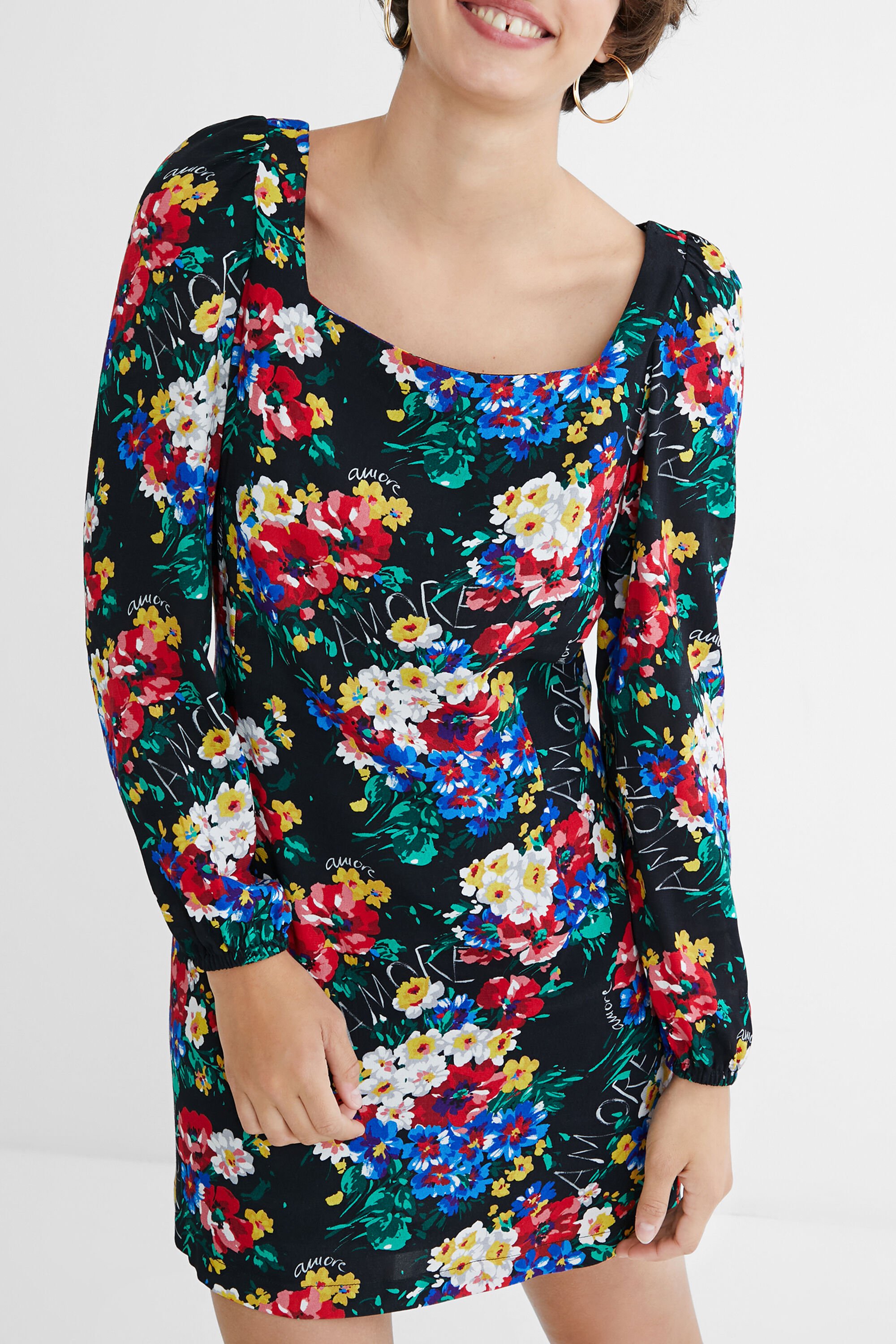 スクエアデコルテ スリムショートワンピース | Desigual.com