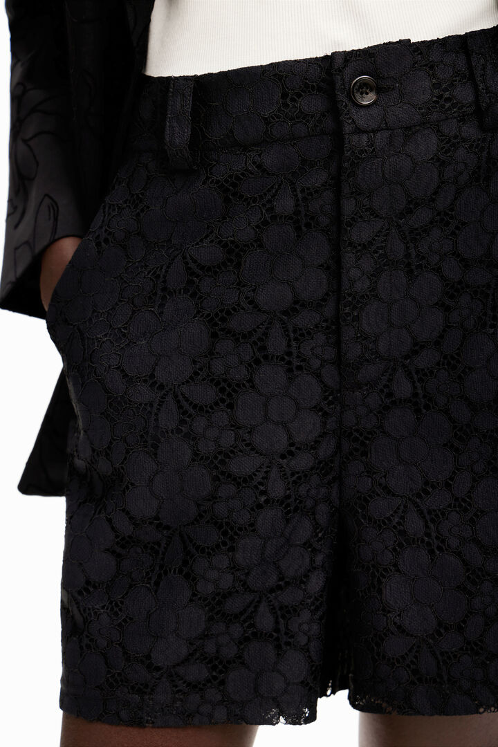 Shorts encaje floral | Desigual