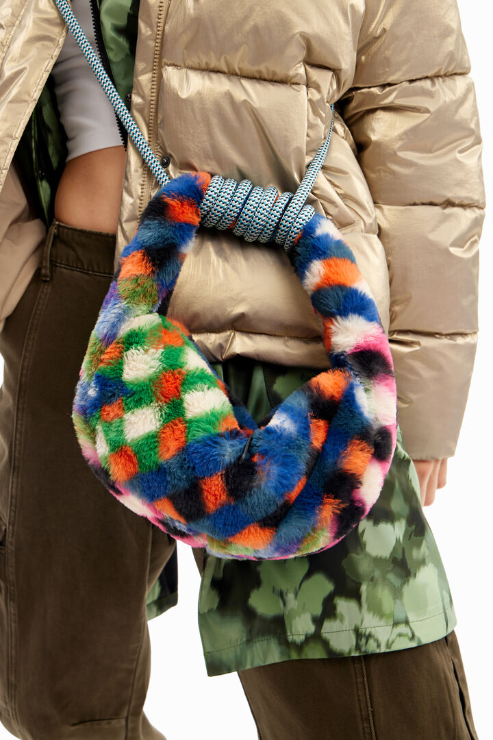 Fur-effect diamond bag | Desigual