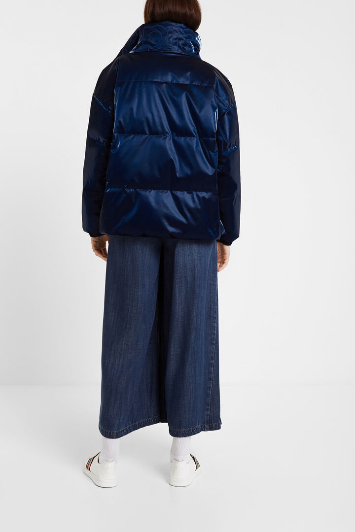 Casaco curto acolchoado brilhante | Desigual