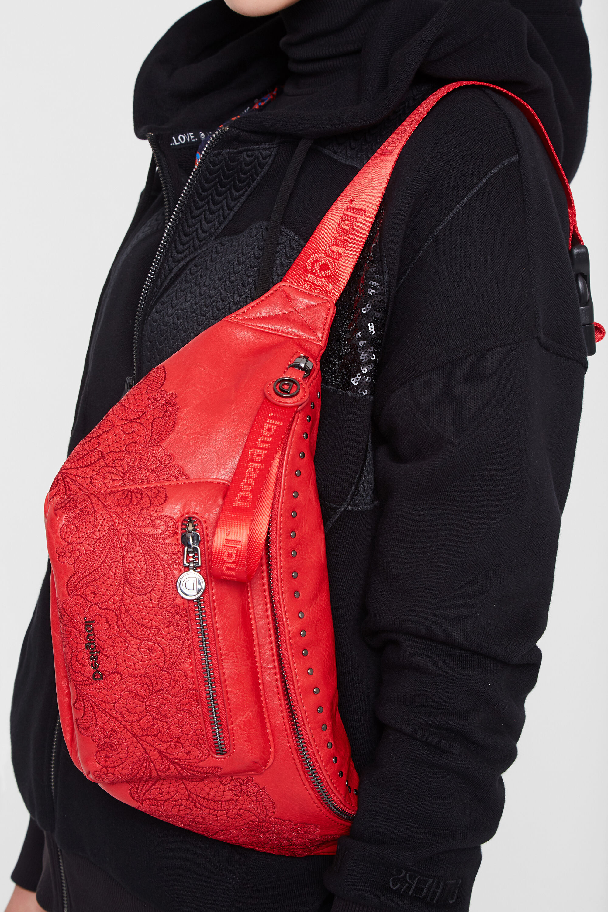 Desigual riñoneras cheap