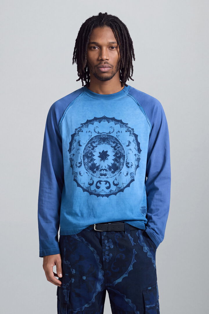 gradient long sleeve t-shirt