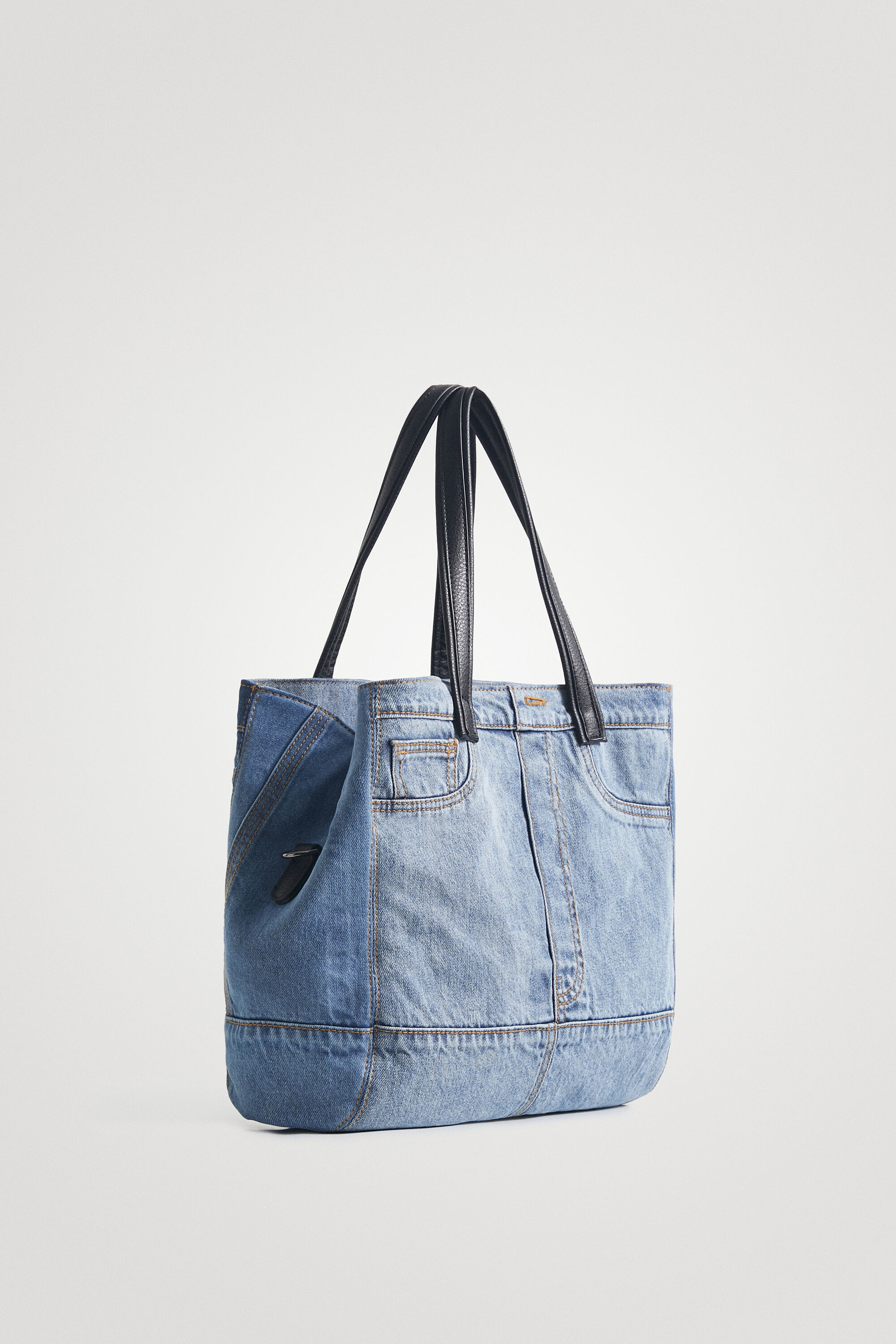 Shopping bag denim effect