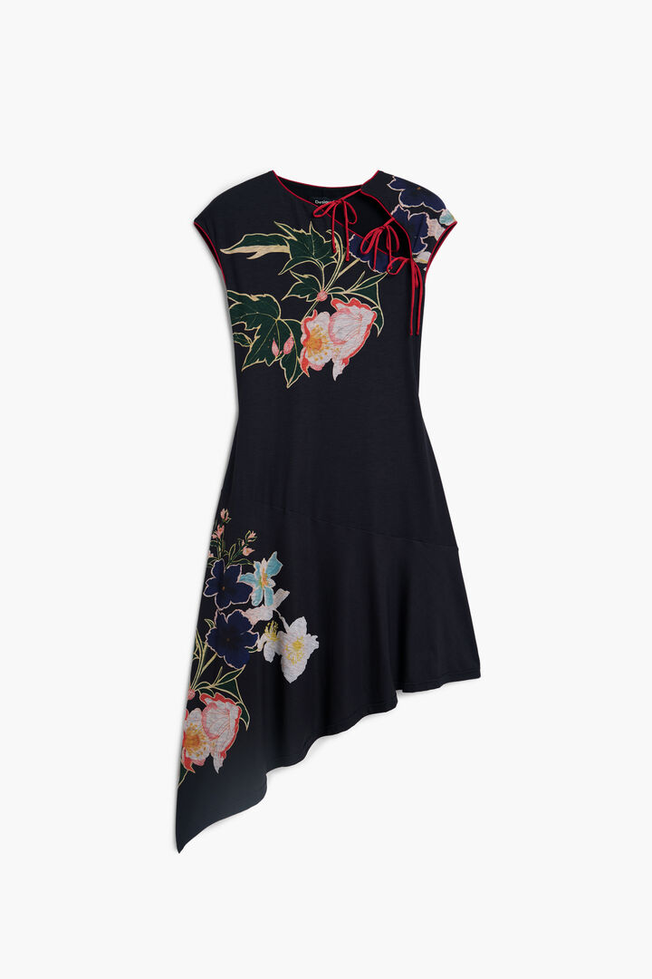 Vestido Assim&eacute;trico Oriental
