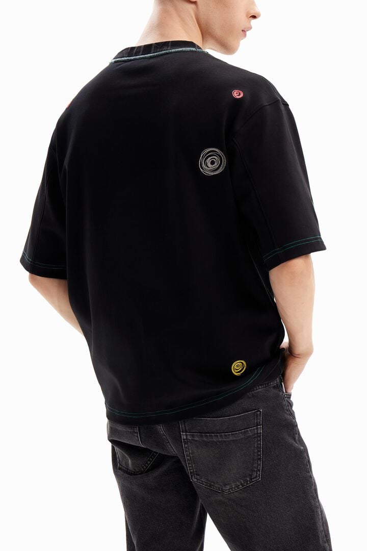 Desigual embroidered t-shirt. | Desigual