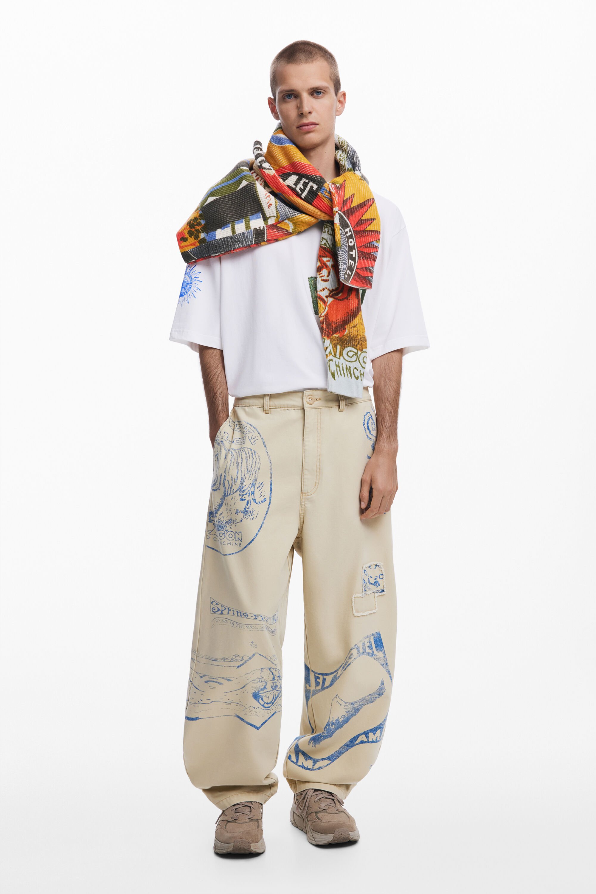desigual Jeans met patches - WHITE