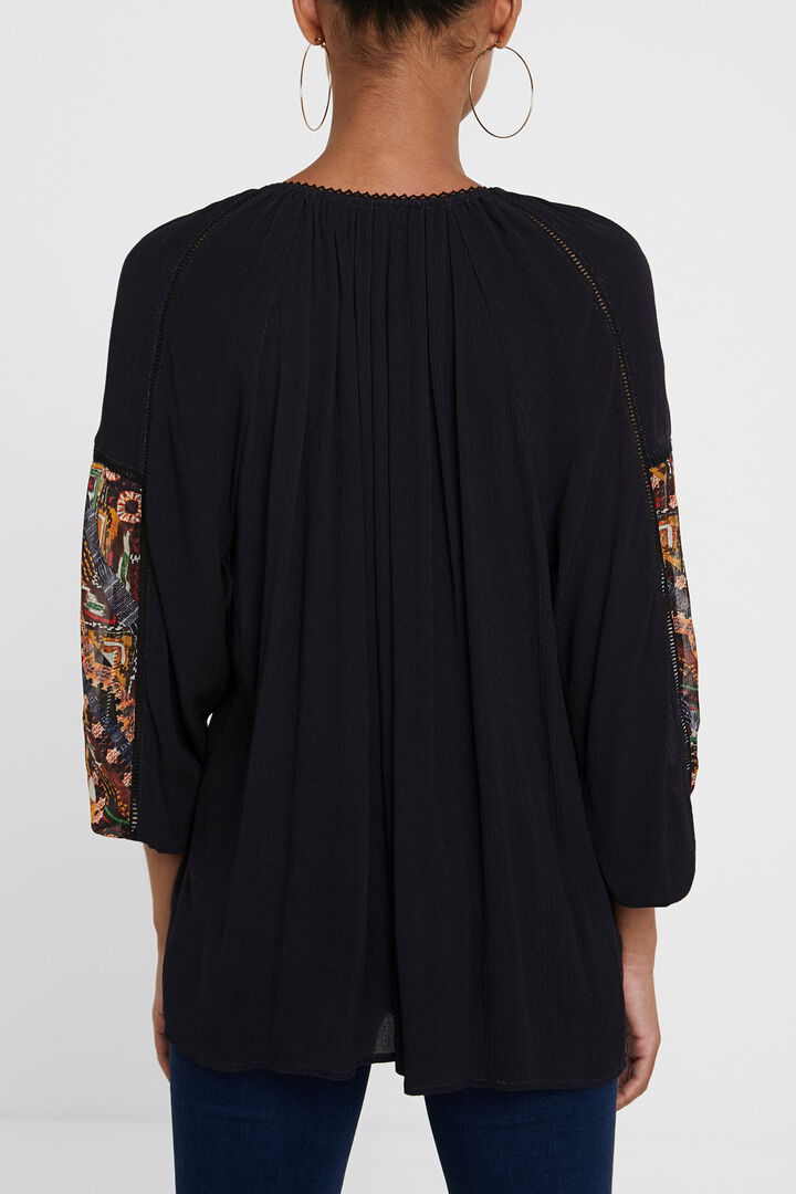 Etnická halenka s nabíranými rukávy | Desigual