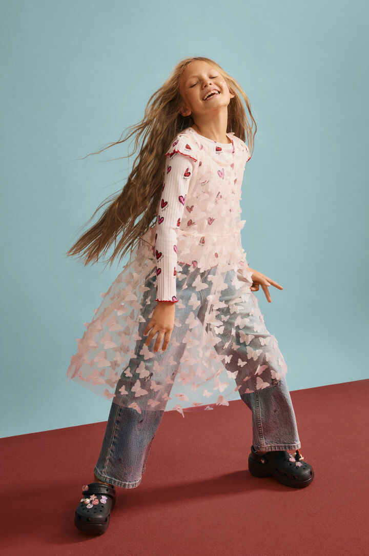 Vestido apliques mariposas