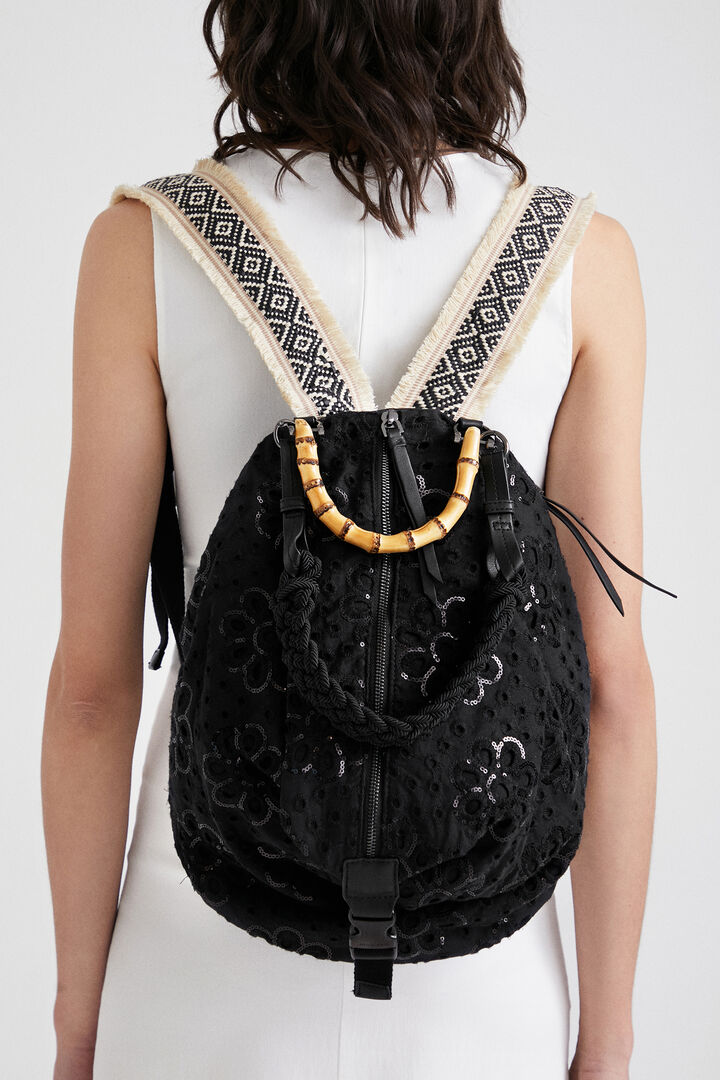 Medium-size multiposition English embroidery backpack | Desigual