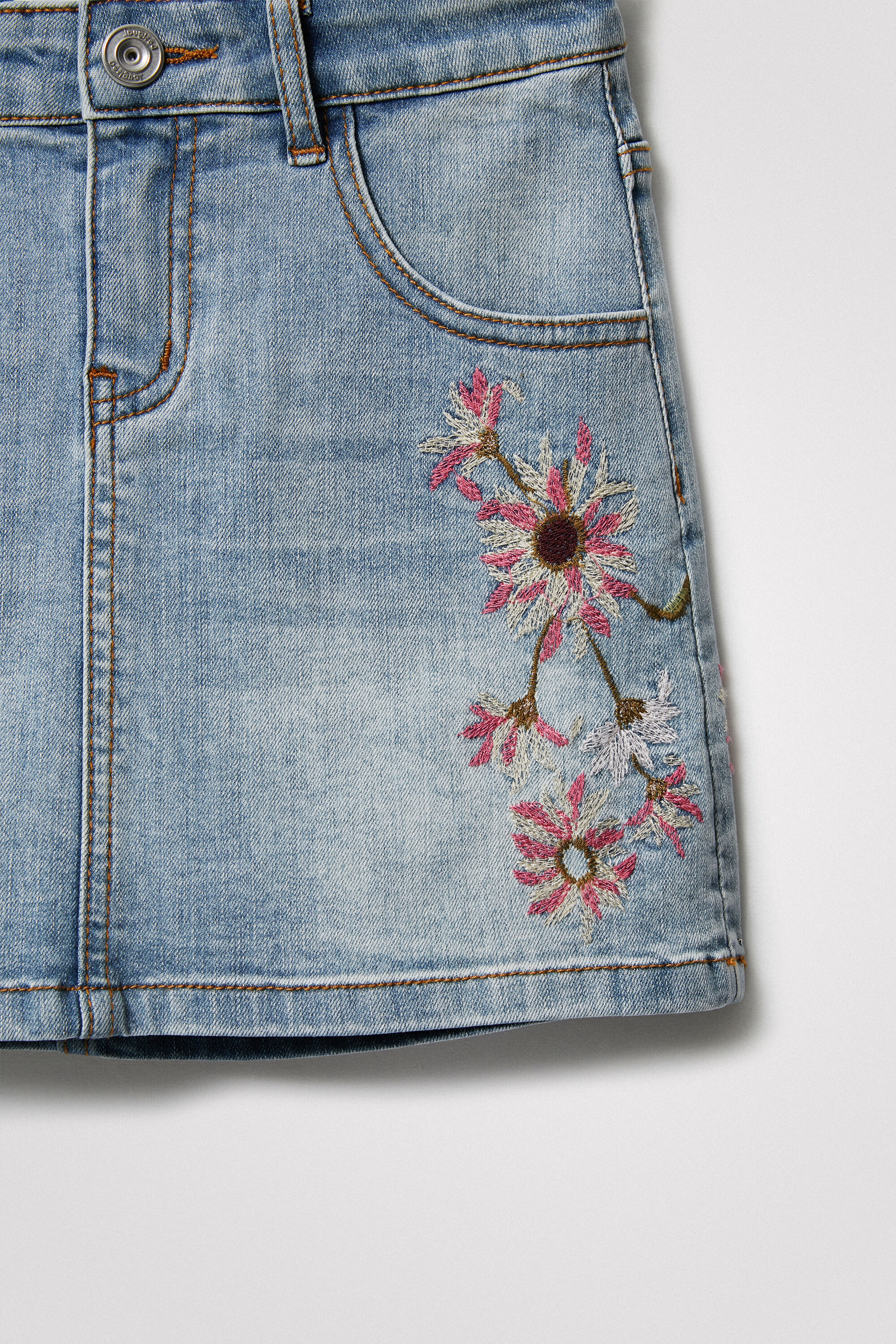 Denim skirt 2025 embroidered flowers