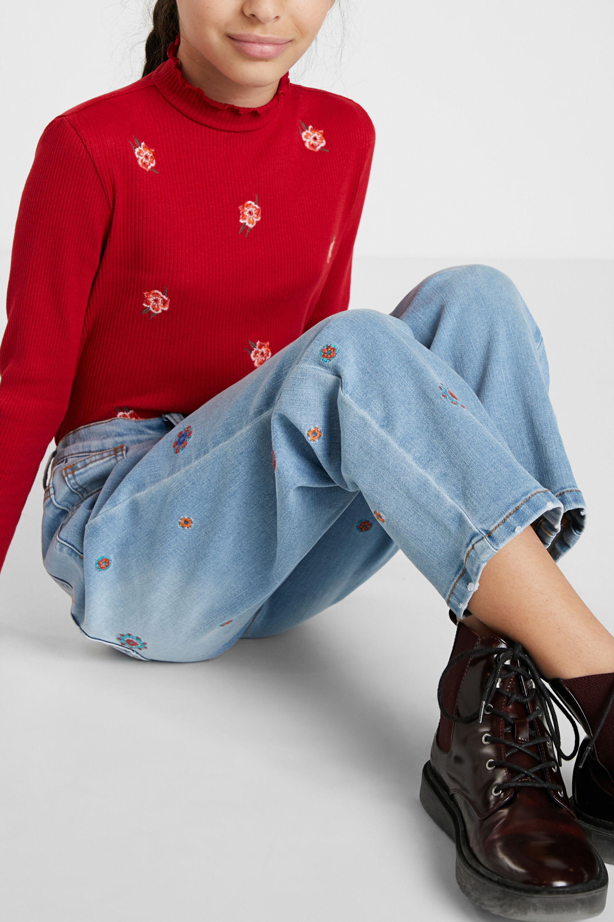 Mum fit embroidered jeans Desigual