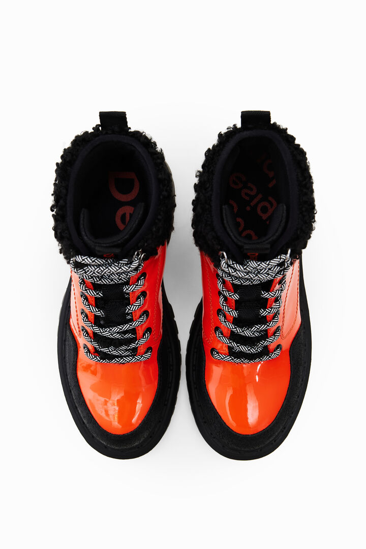 Bota trekking cordones | Desigual