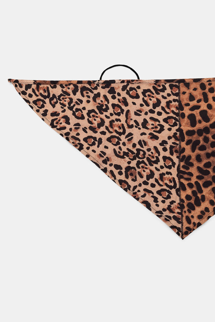 Cubre-mascarilla leopardo | Desigual