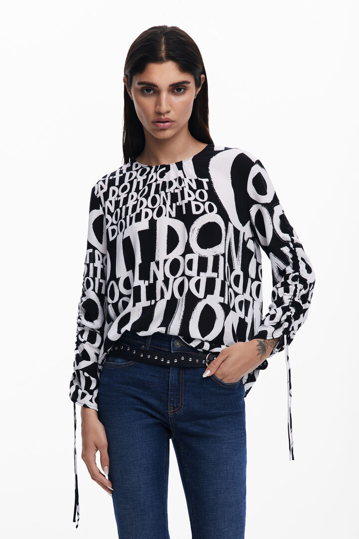 Blouse à lettres avec nœuds
