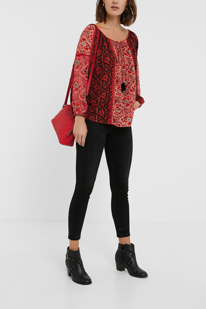Blusa loose cuello barco flores | Desigual