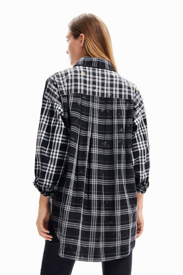 Camisa oversize patch cuadros | Desigual