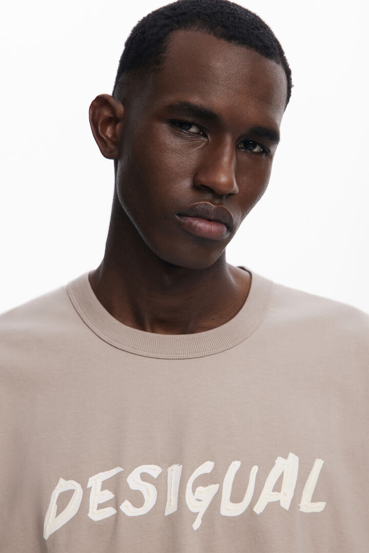 Camiseta de manga curta com logotipo em textura | Desigual