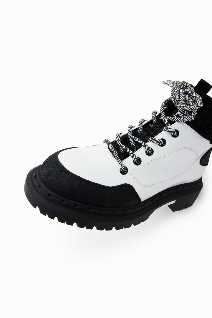 Lace-up trekking boots | Desigual