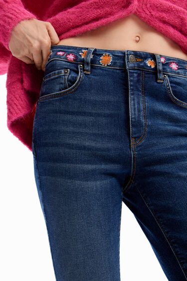 Jeans Slim Fit Blumenstickereien | Desigual