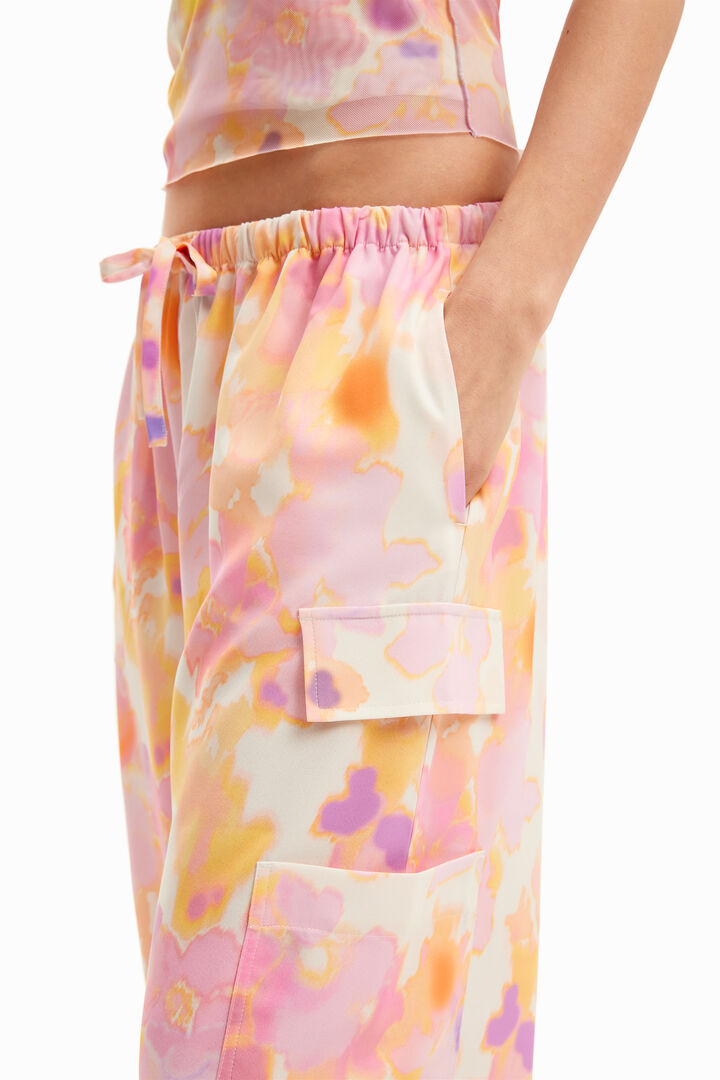 Straight out-of-focus cargo trousers | Desigual