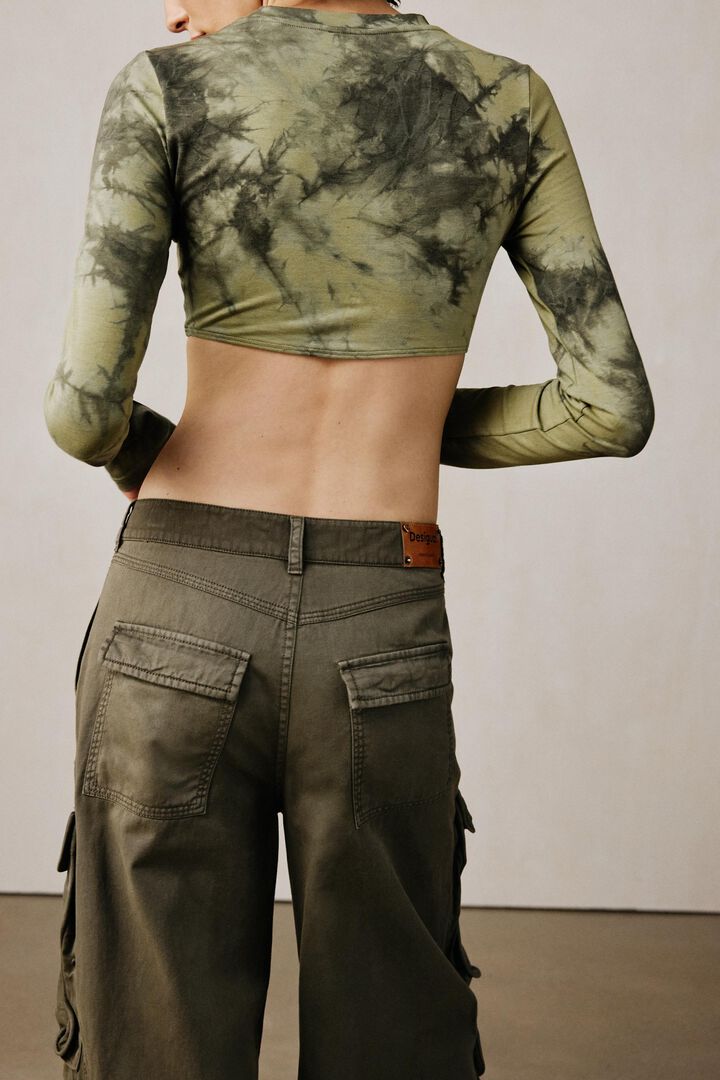 Studio crop T-shirt
