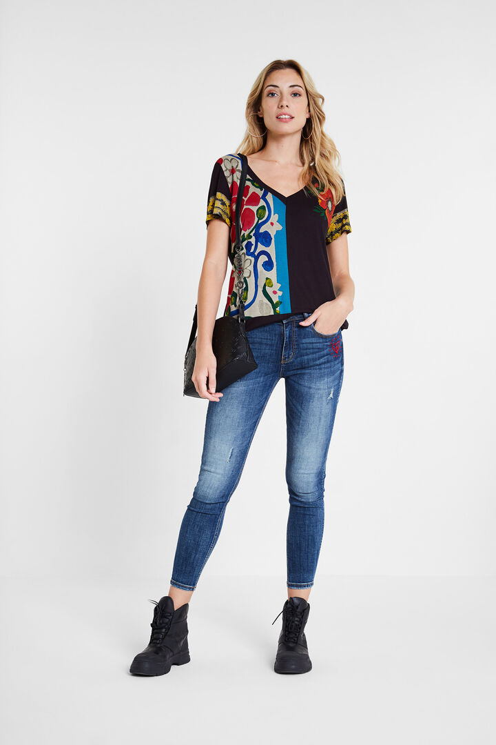 Camiseta slim floral | Desigual
