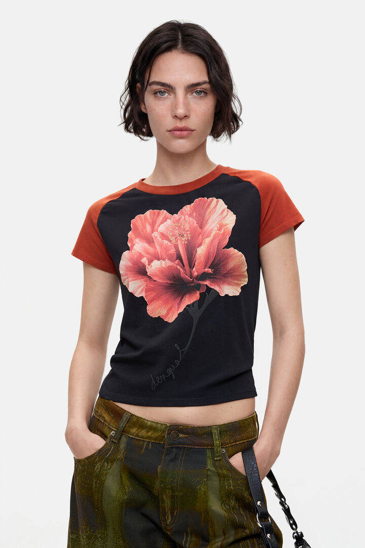 Printed short sleeve t-shirt
