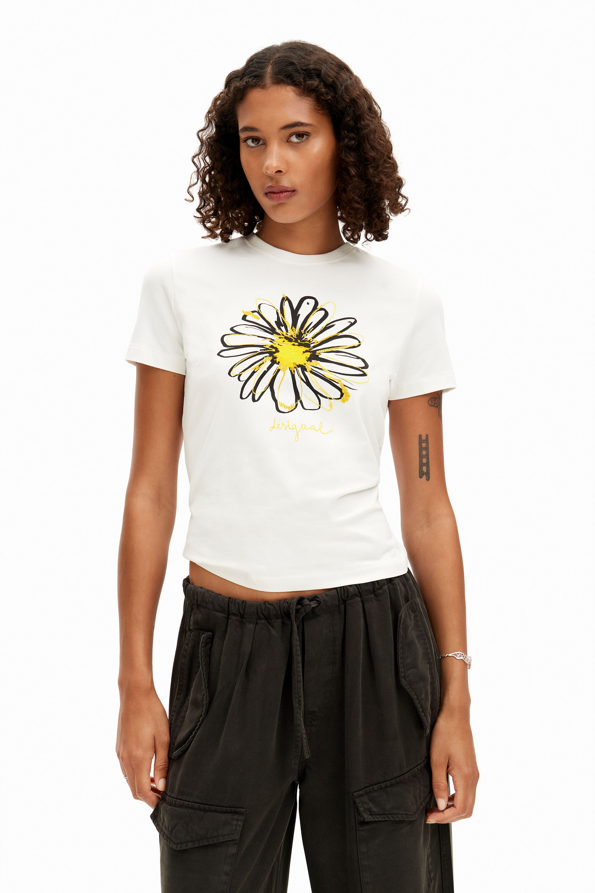 Desigual Daisy Illustration T-shirt In White