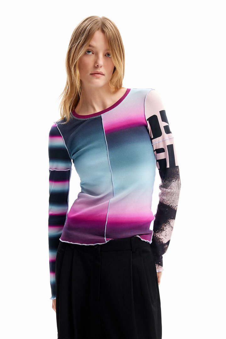 Camiseta patchwork tie-dye