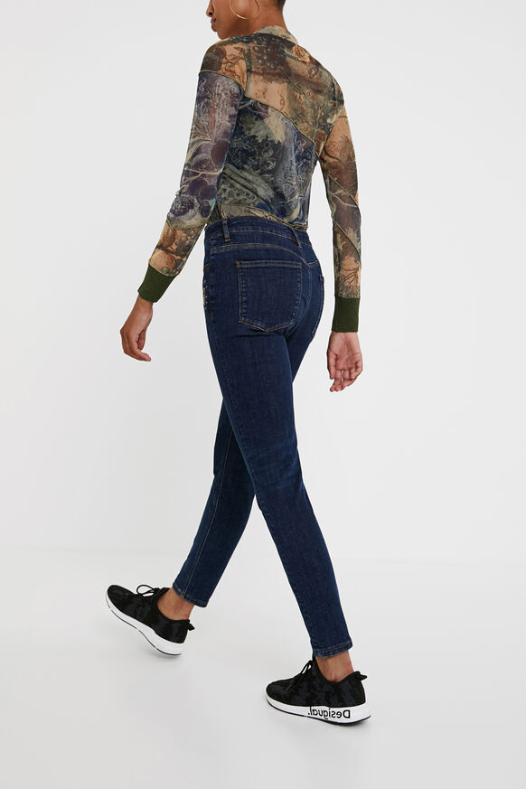 Jeans with heart embroidery | Desigual